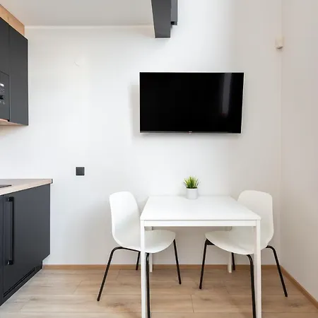 Hilltop - Ilmarine District Apartment